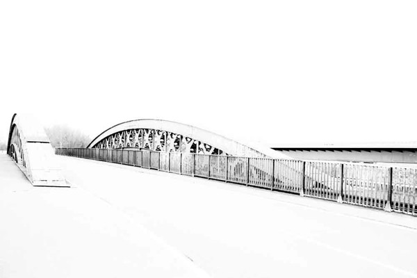 Bild von Brücke 0001 Bild auf Fotoleinwand - 120 x 80 cm - Holzkeilrahmen 