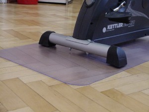 Picture of Floor Protect   7, Unterlagen f. Fitnessgeräte, klarsichtig, Maße: ca 1800 x 600 x 2 mm (LxBxH)